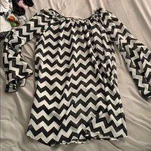 🎃4/$20🎃Chevron Blouse